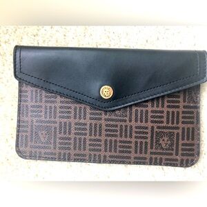 Anne Klein Pouch Crossbody - NWOT